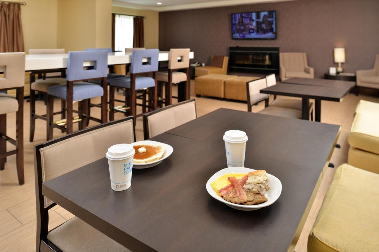 Holiday Inn Express & Suites Peekskill-Lower Hudson Valley By Ihg Eksteriør billede